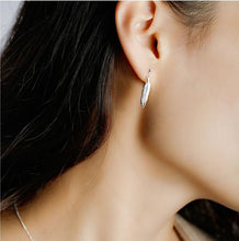 Load image into Gallery viewer, Drop Feather Earrings with Tassel - 925 Sterling Silver