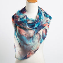 Load image into Gallery viewer, Women&#39;s Neelambari Leaf Print Gorgette Scarf